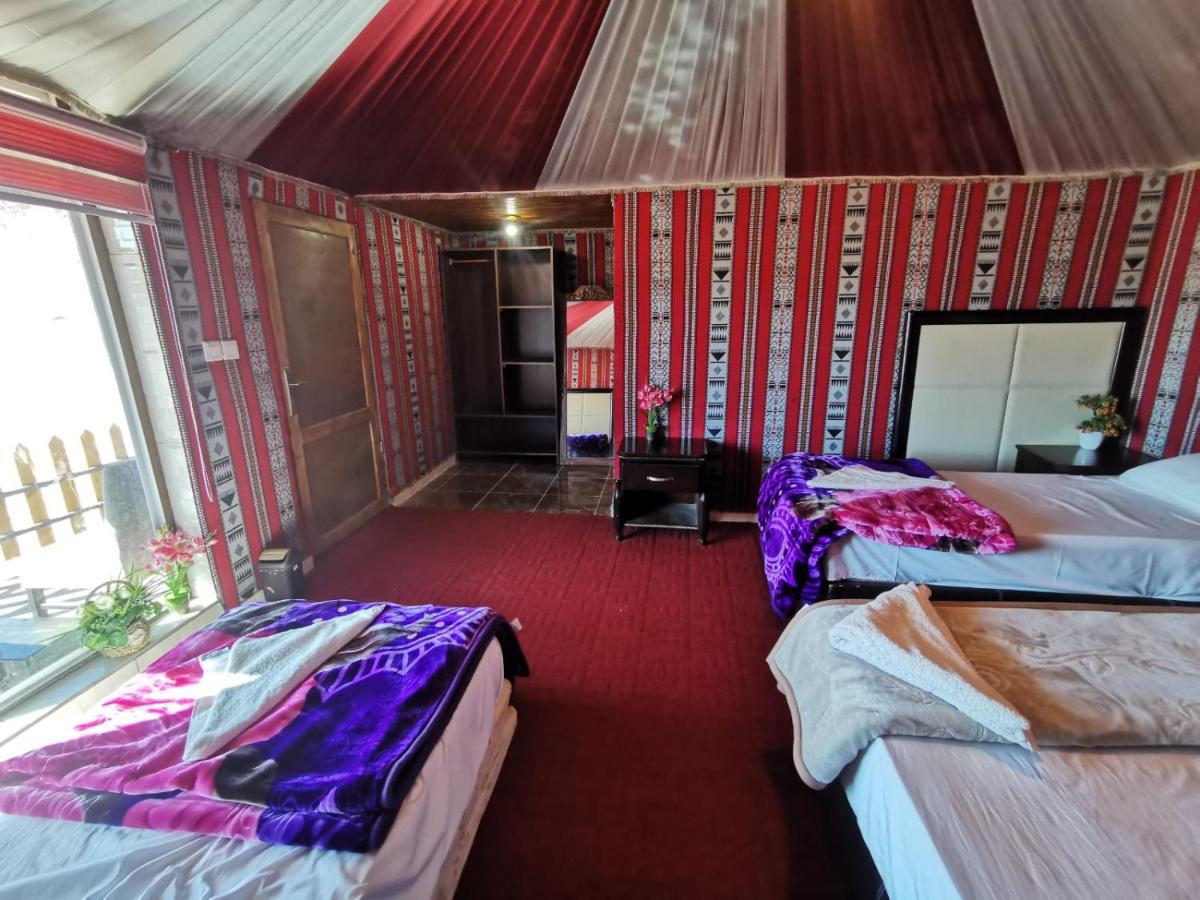 Wadi Rum Oscar Camp 外观 照片