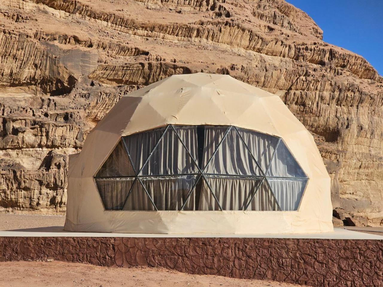 Wadi Rum Oscar Camp 外观 照片
