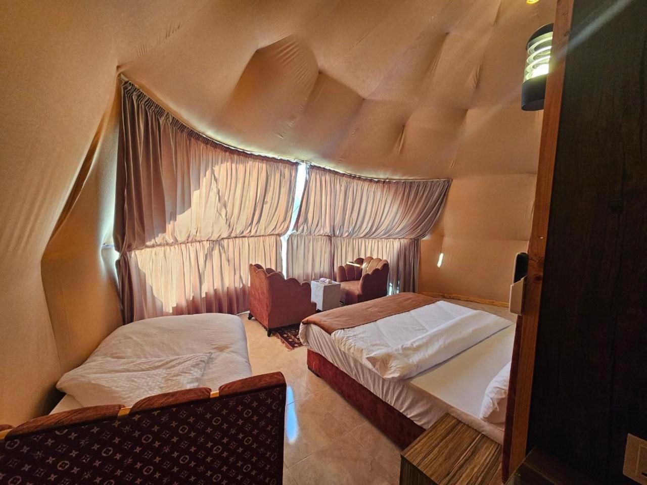 Wadi Rum Oscar Camp 外观 照片
