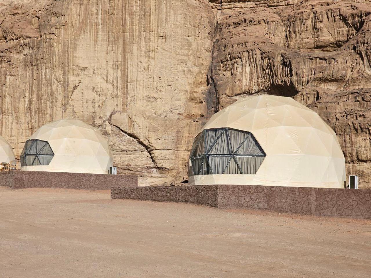 Wadi Rum Oscar Camp 外观 照片