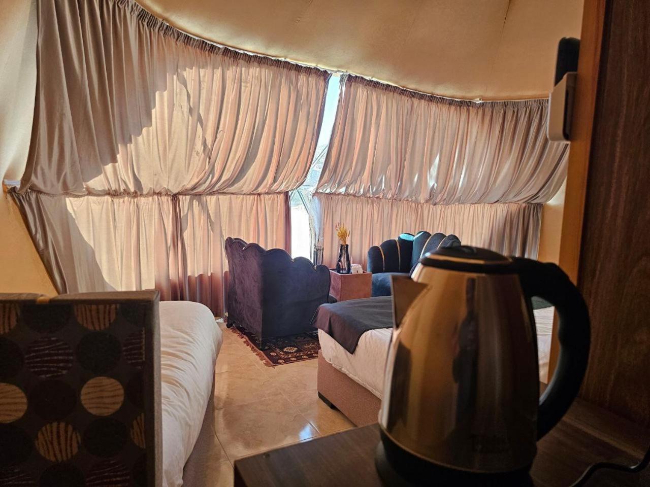 Wadi Rum Oscar Camp 外观 照片