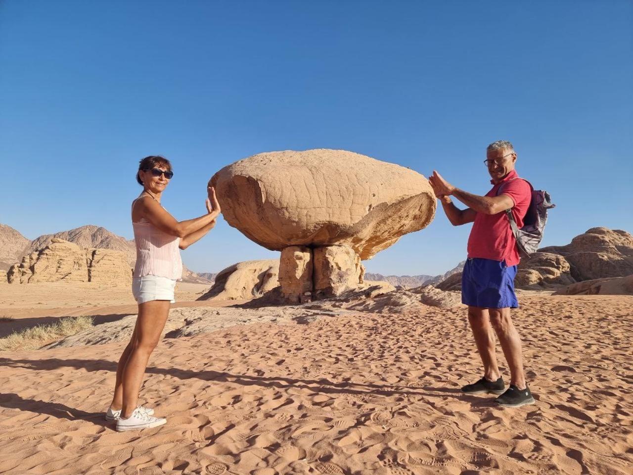 Wadi Rum Oscar Camp 外观 照片